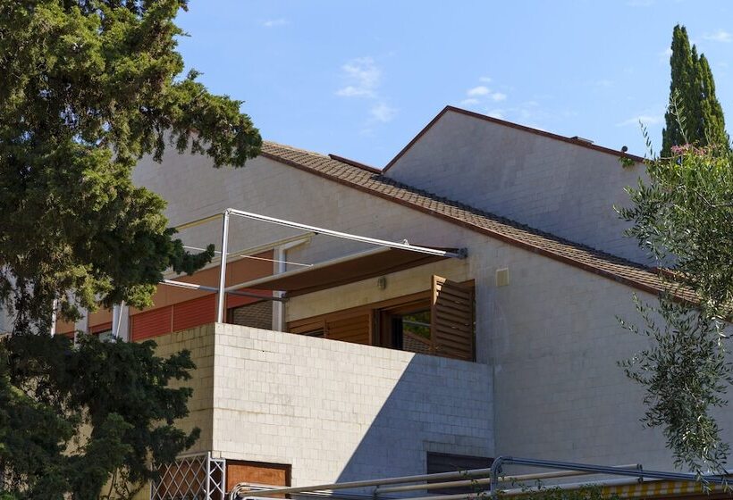 فندق Residence Solemaremma