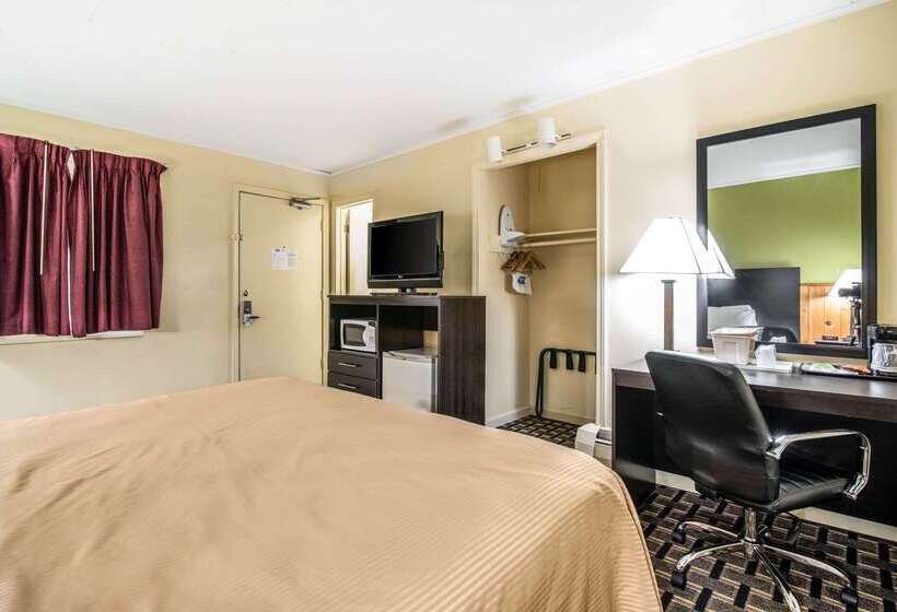 בית מלון כפרי Rodeway Inn Rutland