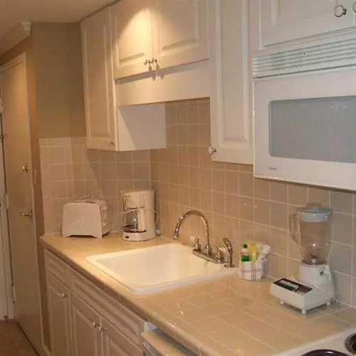 호텔 Surfside Resort