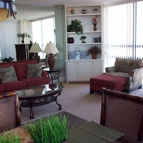 호텔 Surfside Resort