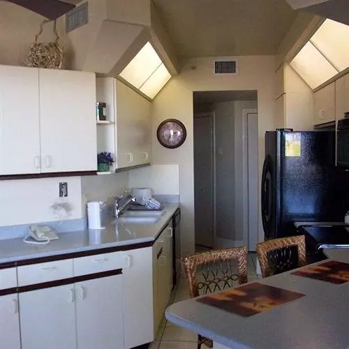 호텔 Surfside Resort