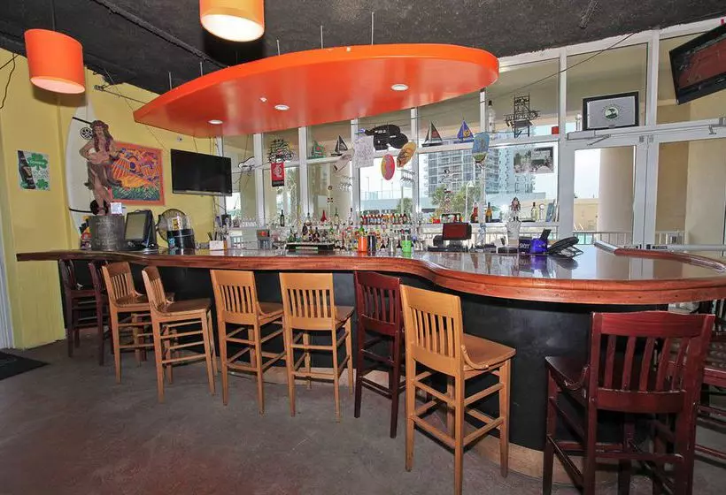 호텔 Surfside Resort