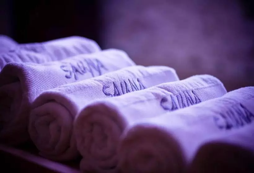 فندق The Bonerowski Palace Boutique