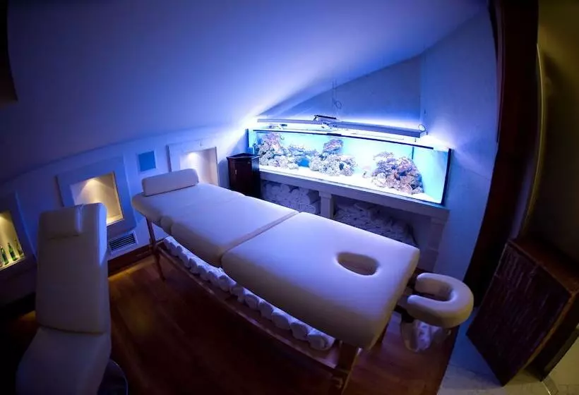 فندق The Bonerowski Palace Boutique