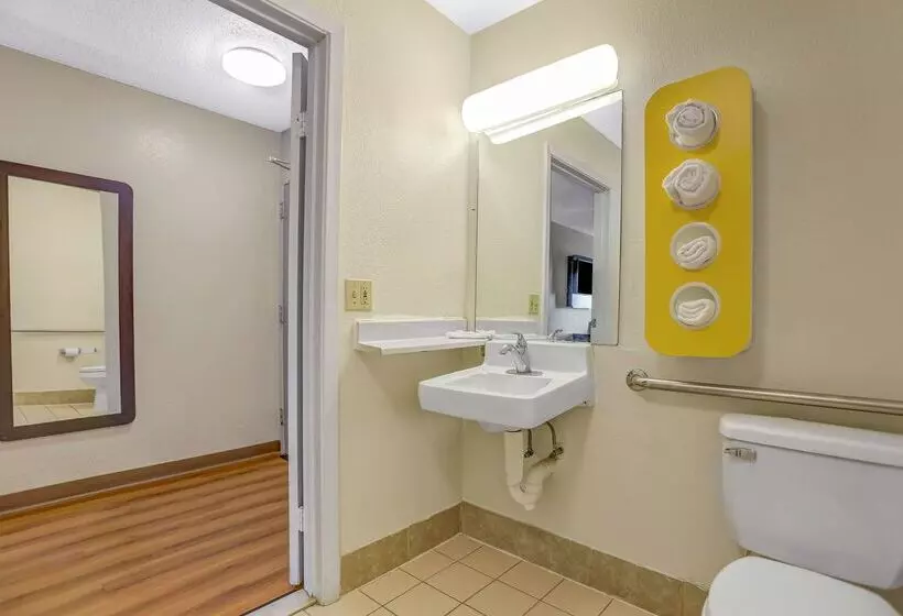 Motel 6 Raleigh, Nc  North