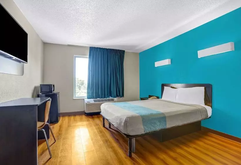 Motel 6 Raleigh, Nc  North