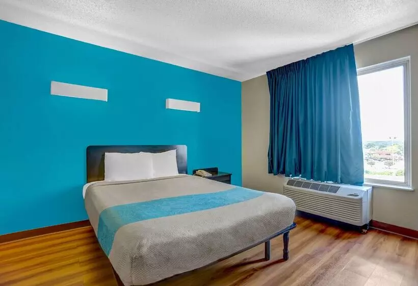 Motel 6 Raleigh, Nc  North