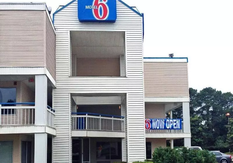 Motel 6 Raleigh, Nc  North