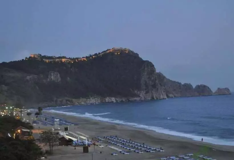 Отель Azak Beach