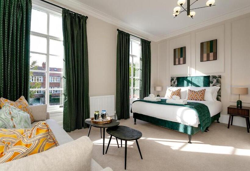 تختخواب و صبحانه New Holgate