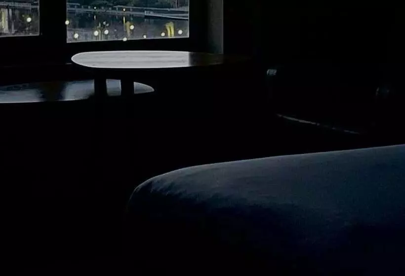 Ac Hotel By Marriott Manchester Salford Quays