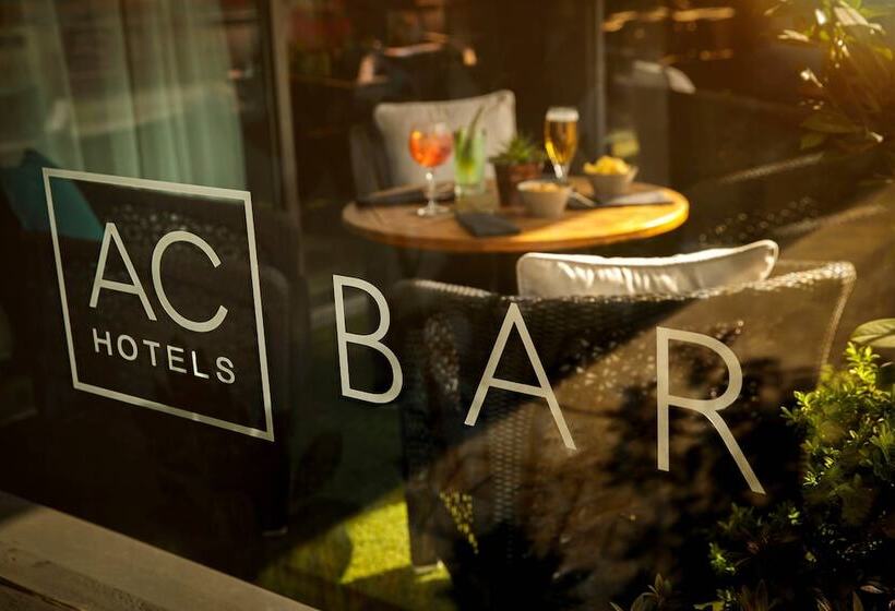 Ac Hotel By Marriott Manchester Salford Quays