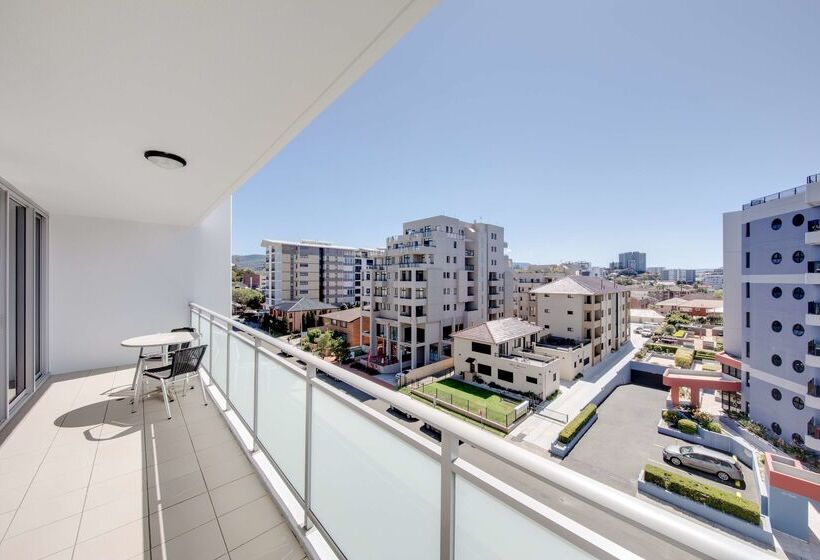 Adina Apartment Hotel Wollongong