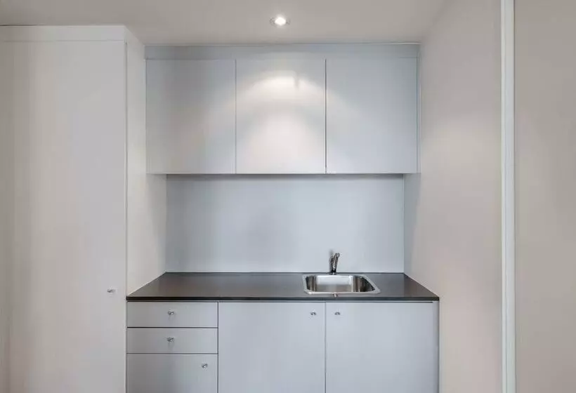 Adina Apartment Hotel Wollongong