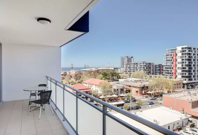 Adina Apartment Hotel Wollongong