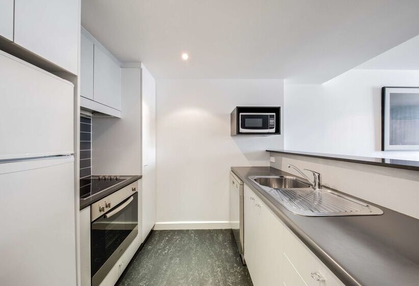 Adina Apartment Hotel Wollongong