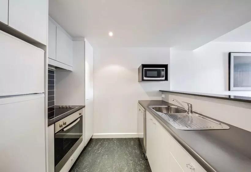 Adina Apartment Hotel Wollongong