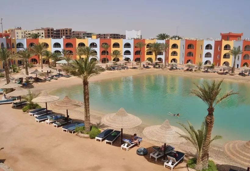 هتل Arabia Azur Resort