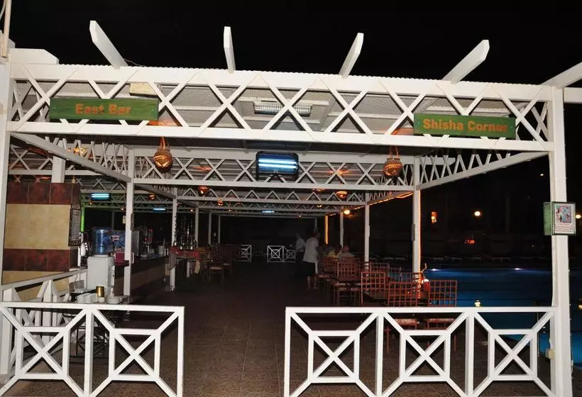 هتل Arabia Azur Resort