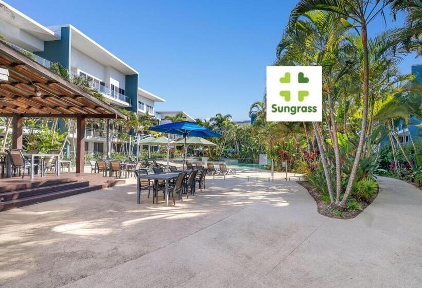 בית מלון כפרי Azzura Greens Resort