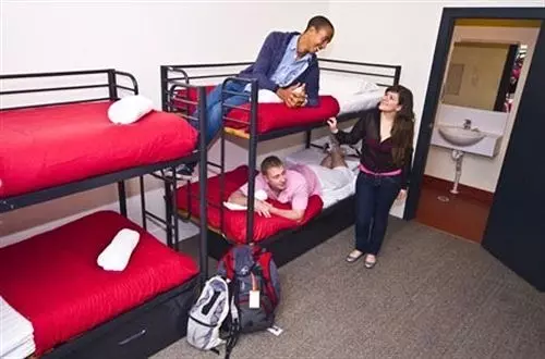 בית מלון כפרי Base Wellington