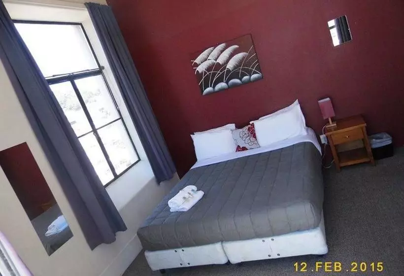 בית מלון כפרי Base Wellington