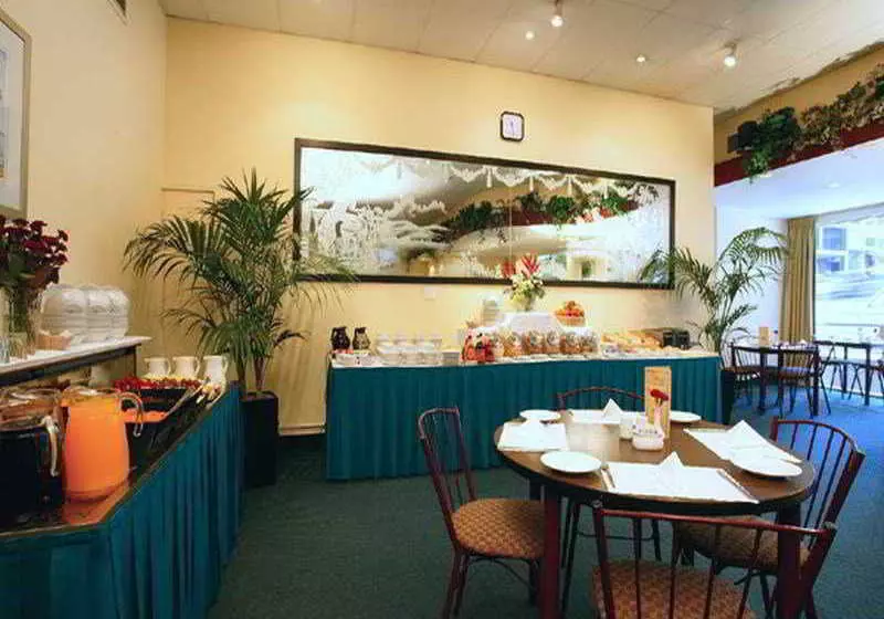 ホテル Econo Lodge City Central