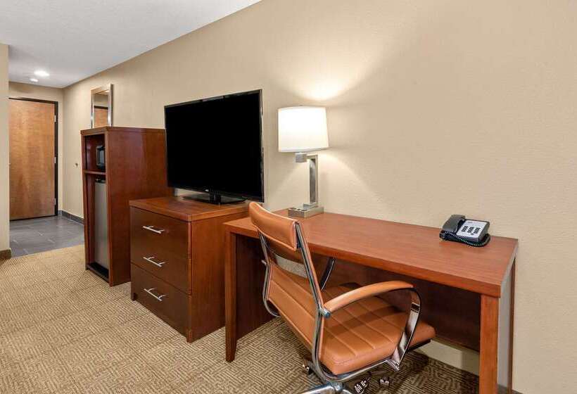 酒店 Comfort Inn & Suites Beaverton   Portland West