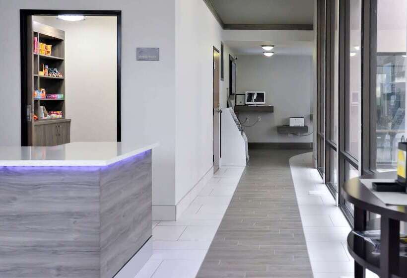 酒店 Comfort Inn & Suites Beaverton   Portland West