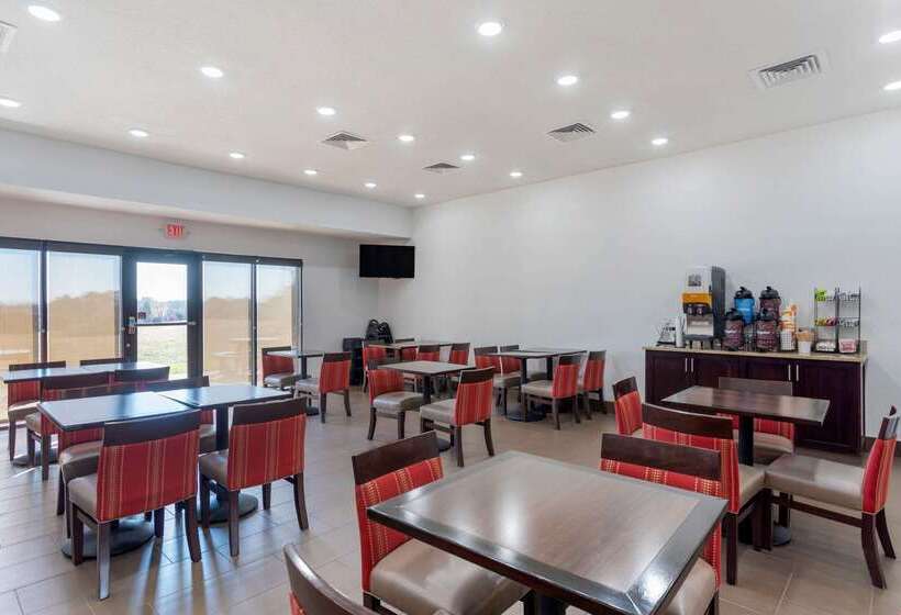 ホテル Comfort Inn & Suites