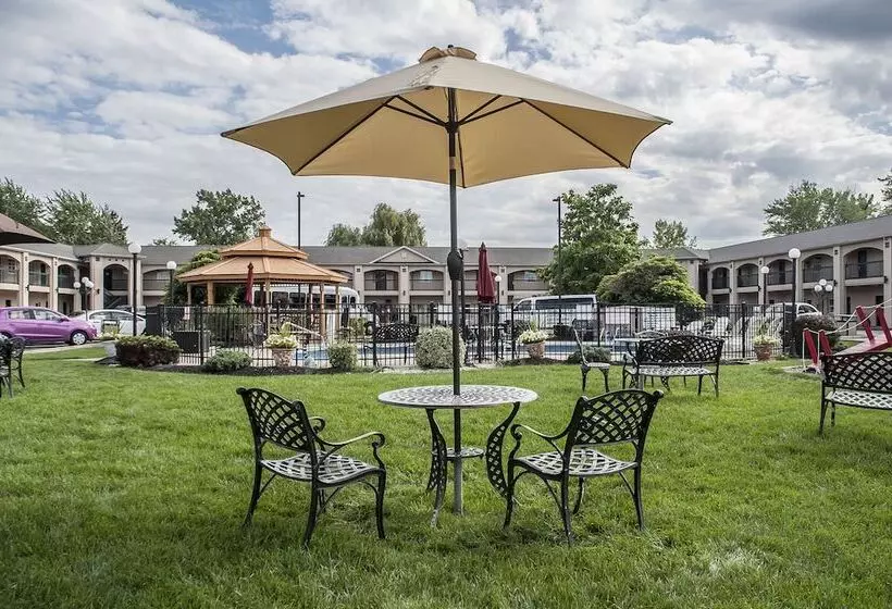 Hotel Econo Lodge At The Falls North