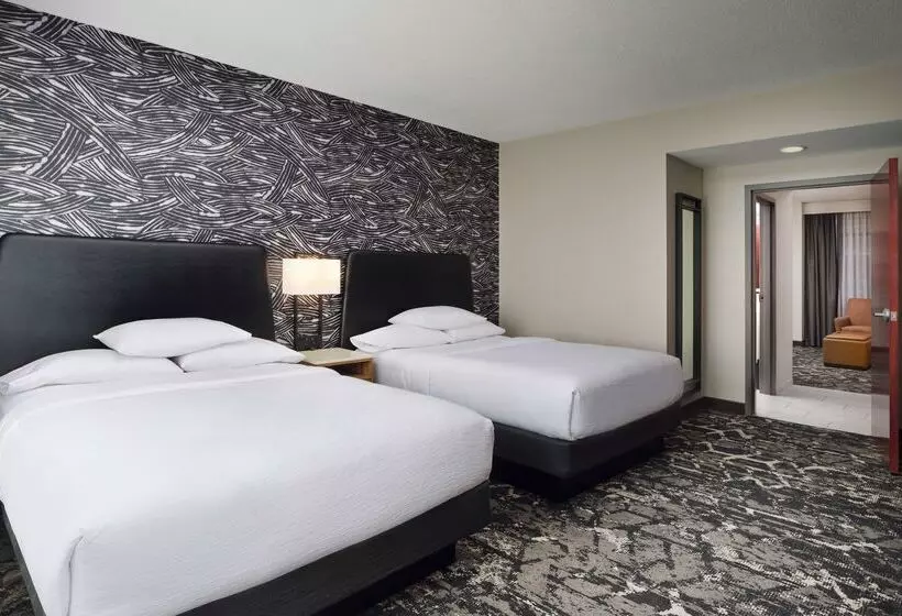 호텔 Embassy Suites By Hilton Hampton Convention Center