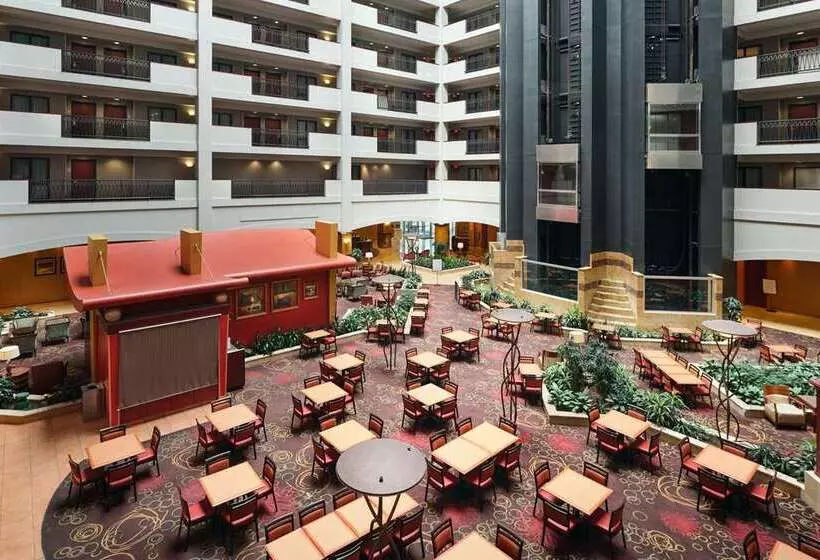 호텔 Embassy Suites By Hilton Hampton Convention Center