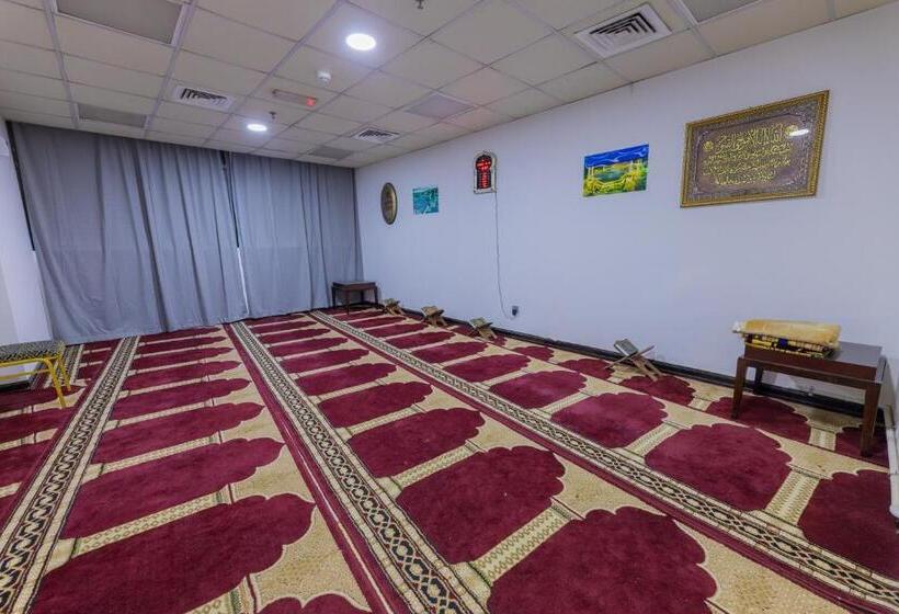 Hotel Ewan Ajman Suites