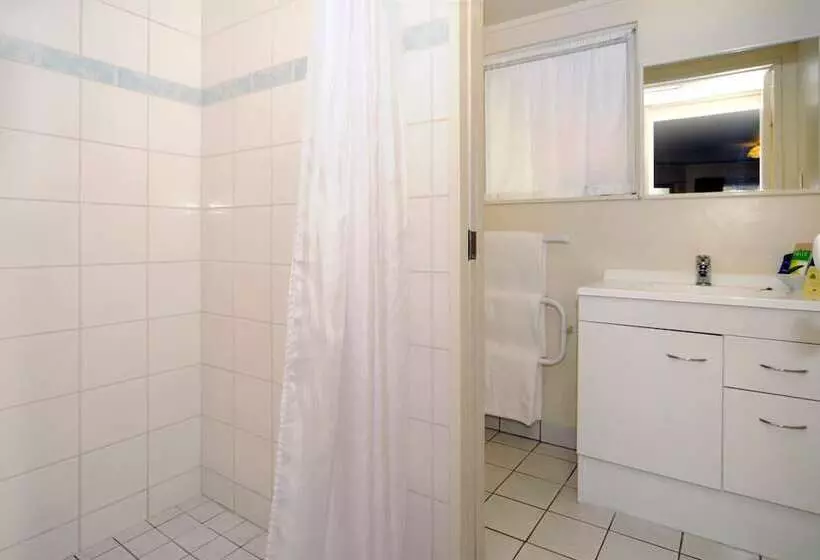 酒店 Geneva Motor Lodge