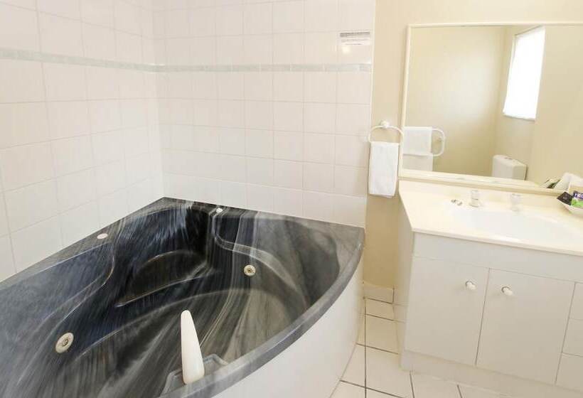 Отель Geneva Motor Lodge