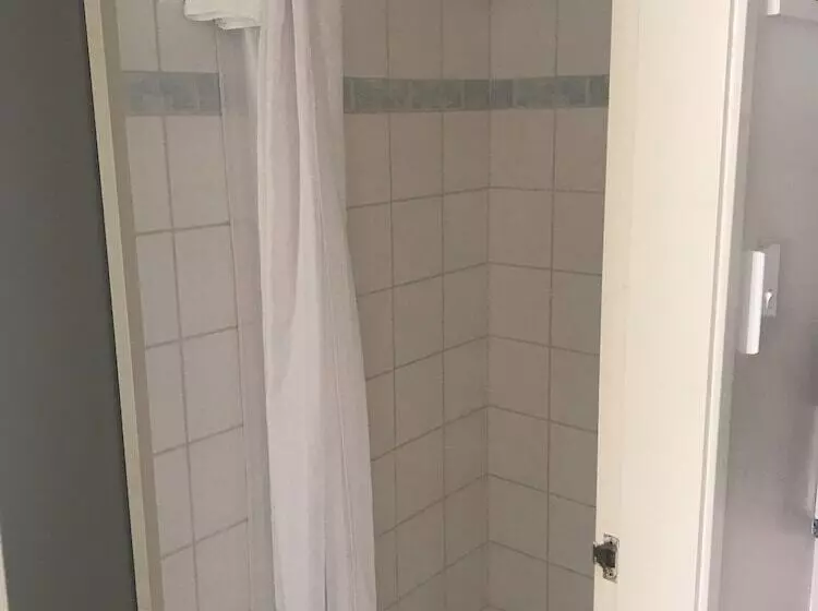 酒店 Geneva Motor Lodge