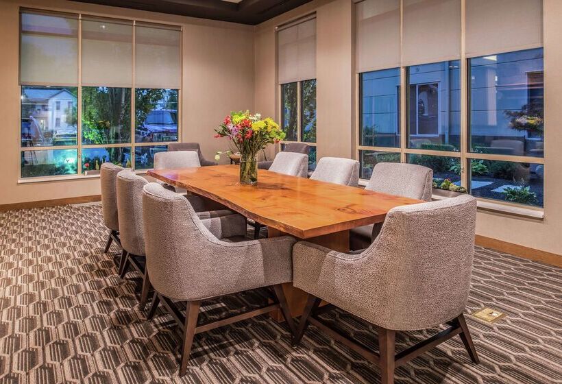 בית מלון כפרי Hilton Garden Inn Salt Lake City Downtown