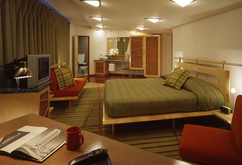 ホテル Inn At Price Tower