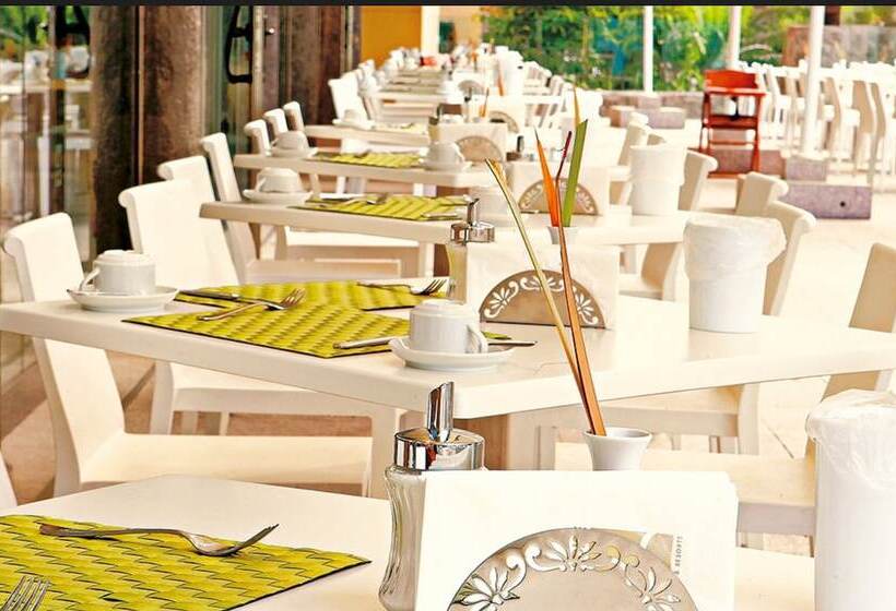 هتل Livvo Valle Taurito & Aquapark