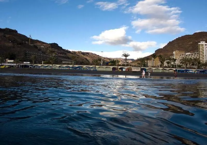 호텔 Livvo Valle Taurito & Aquapark