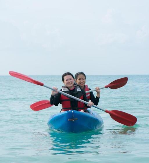 호텔 Nirwana Resort