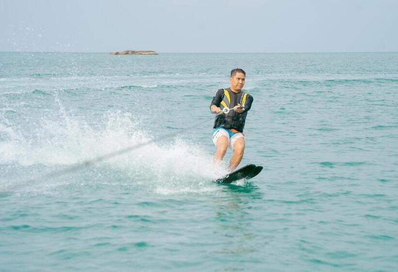 호텔 Nirwana Resort