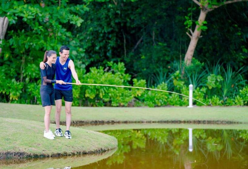 호텔 Nirwana Resort