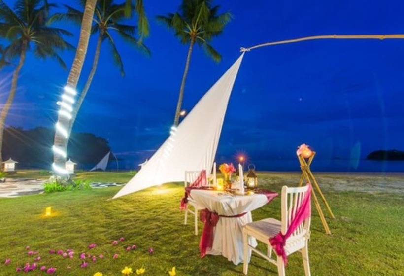 호텔 Nirwana Resort