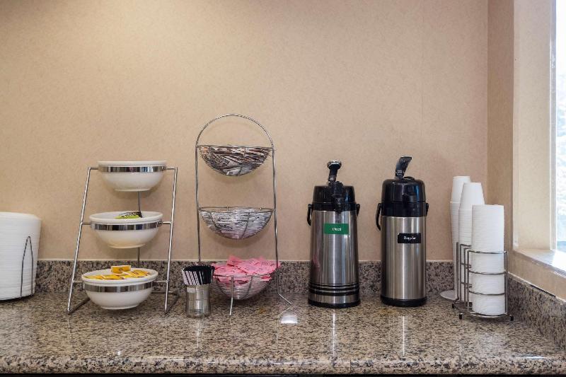 فندق Red Roof Inn & Suites Cincinnati North Mason