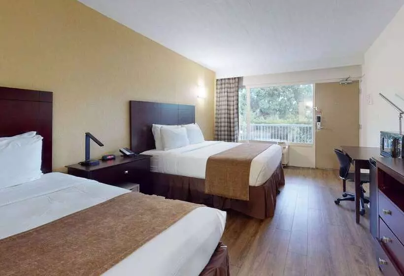 Hotel Rodeway Inn & Suites Fort Lauderdale Airport & Cruise Port
