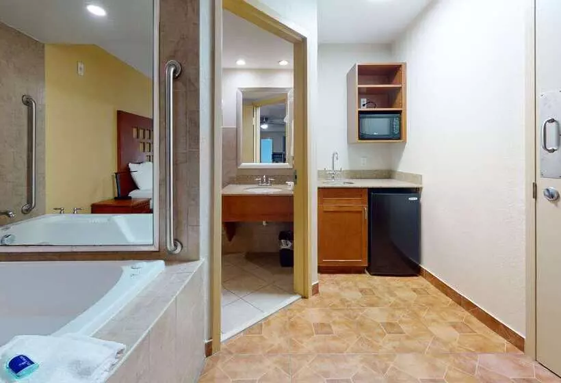 Hotel Rodeway Inn & Suites Fort Lauderdale Airport & Cruise Port