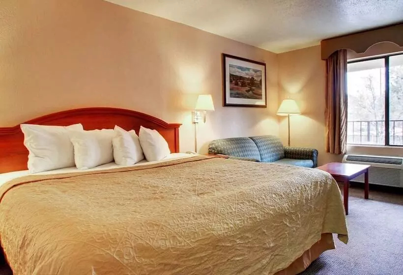 Отель Rodeway Inn North