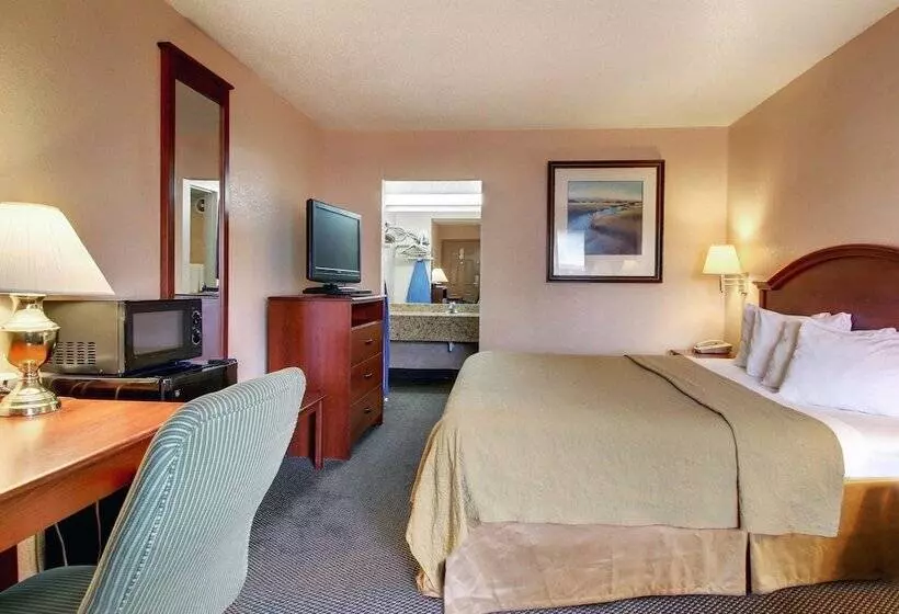 Отель Rodeway Inn North